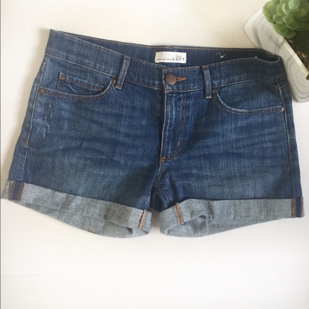 Ann Taylor Loft Made & Loved Jean Shorts Size 2/26